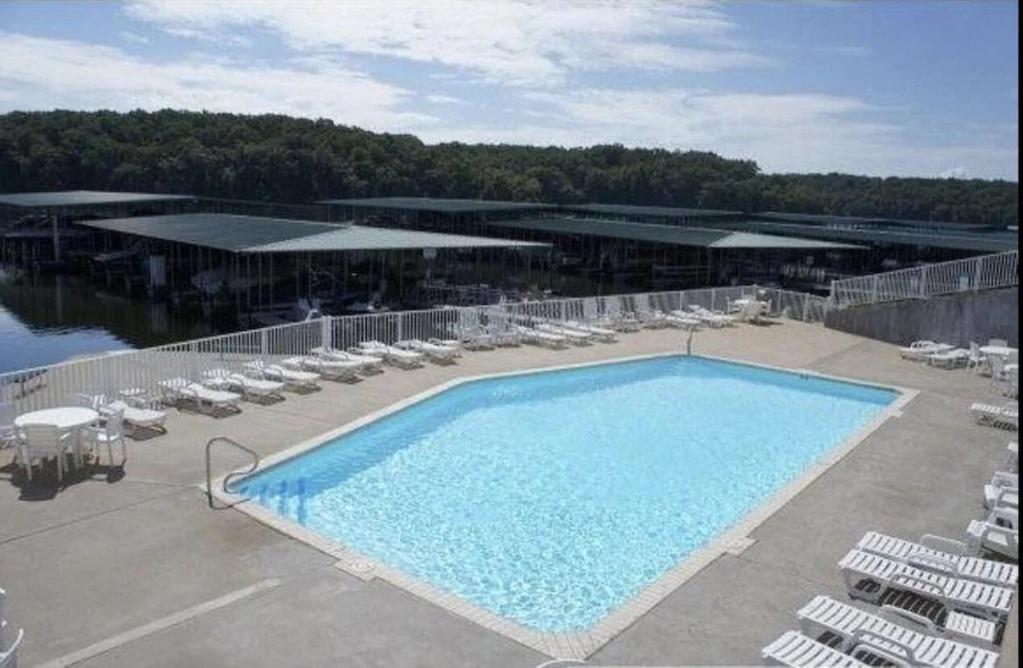 Family Fun Lakefront Condo At Parkview Bay Osage Beach Exteriör bild